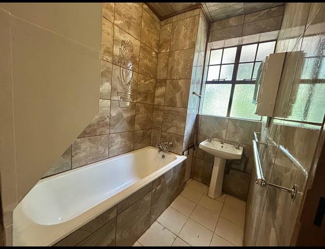 3 BEDROOM APARTMENT FOR SALE IN ARCADIA